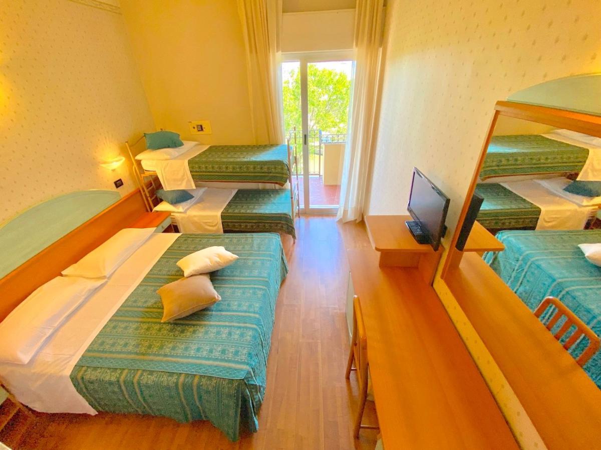 Hotel President Cattolica Exterior photo