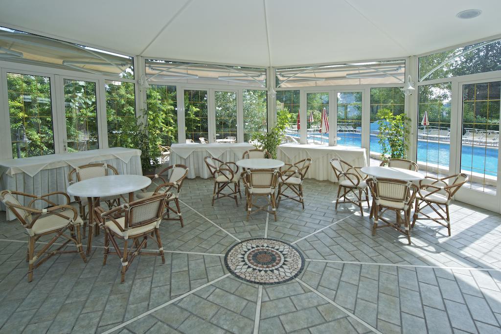 Hotel President Cattolica Exterior photo