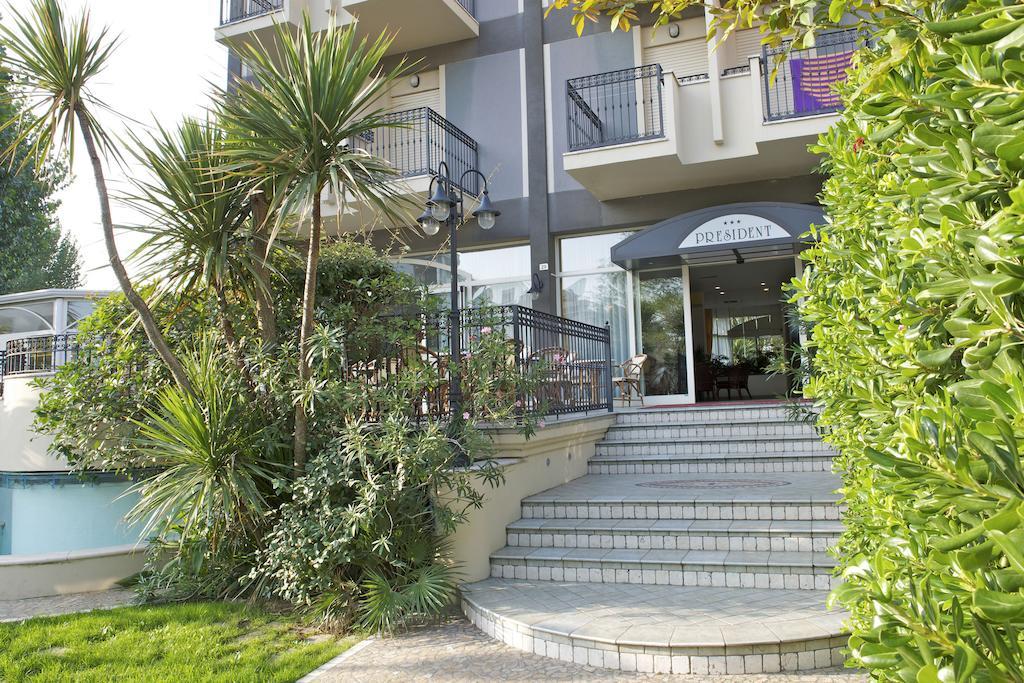 Hotel President Cattolica Exterior photo