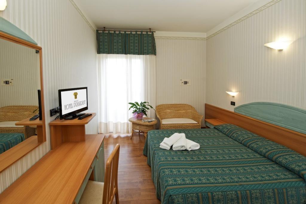 Hotel President Cattolica Exterior photo